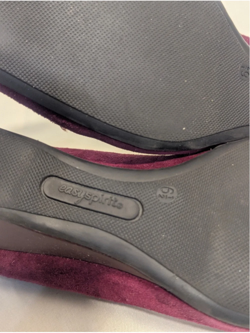Easy Spirit Esmallie Dark Red Suede Wedge Loafers Size 6.5